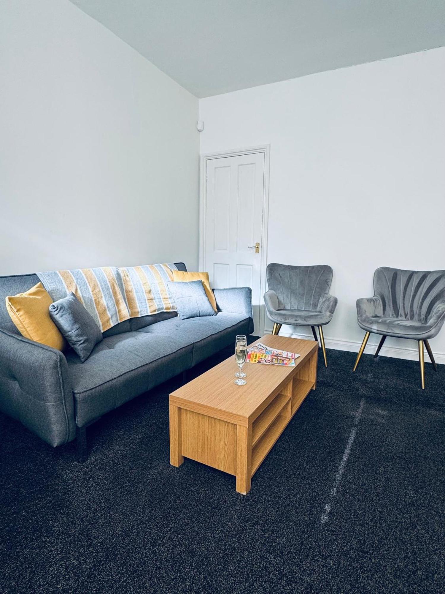 Апартаменты Cumberland House-2 Bed House Вёкингтон Экстерьер фото