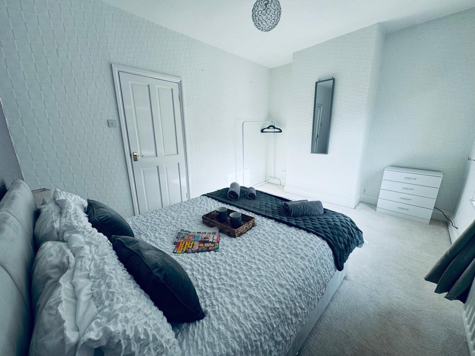 Апартаменты Cumberland House-2 Bed House Вёкингтон Экстерьер фото