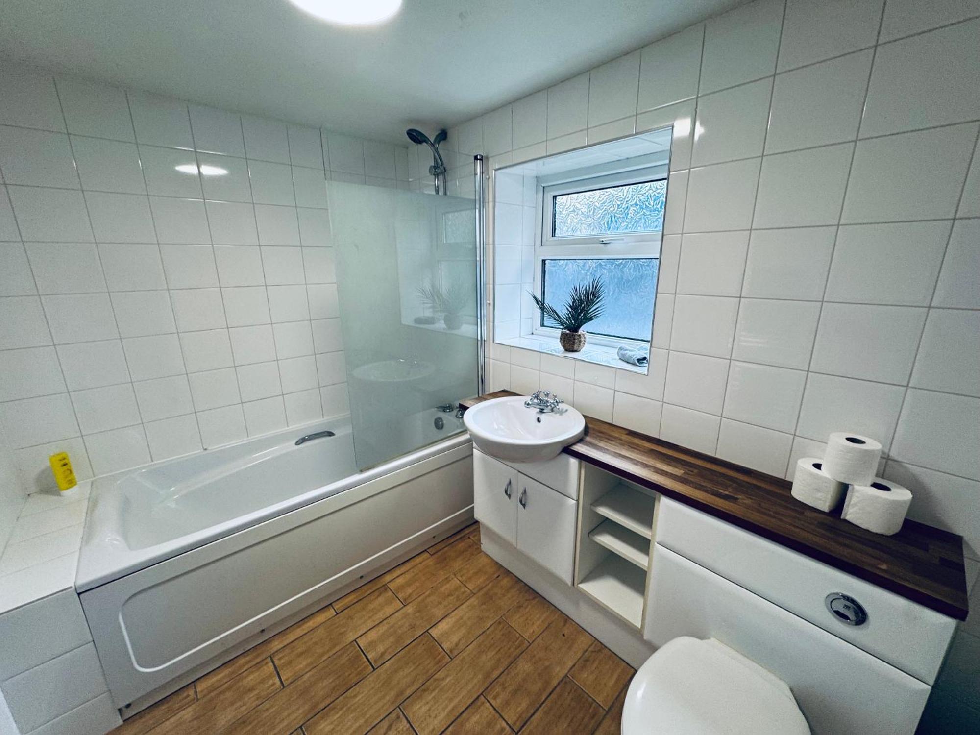 Апартаменты Cumberland House-2 Bed House Вёкингтон Экстерьер фото